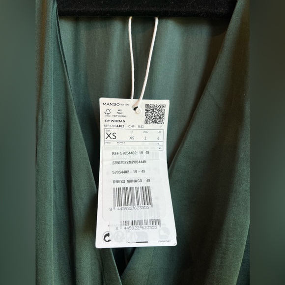 NWT Mango Women's Wrapped Satin Dress size2 or XS - Picture 2 of 6